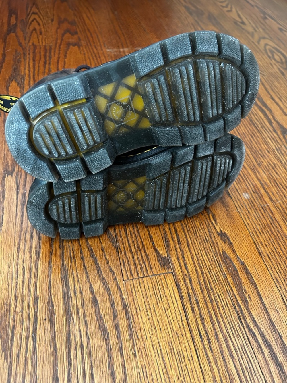 Brown Doc Martens Combs Leather - Picture 5 of 7
